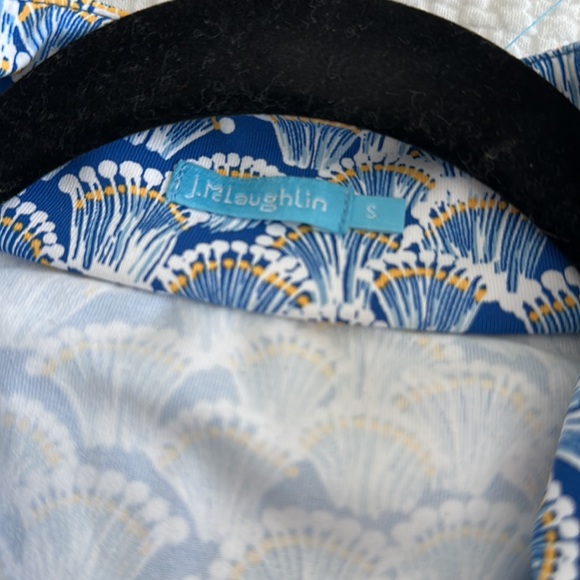 Jay McLaughlin, ladies quarter, zip, contemporary top pattern, stretchy, small. - Picture 5 of 10